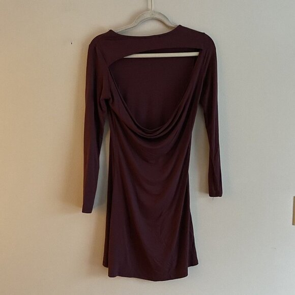 Lulus Wmn S Burgundy Jersey Knit Long Sleeve Backless Kiss And Tell Sheath Dress - Picture 9 of 10
